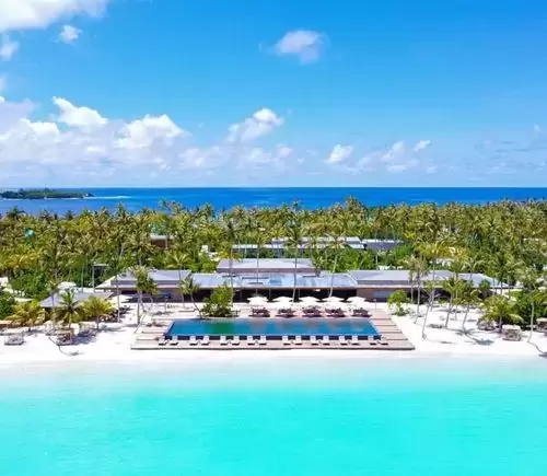 Patina Maldives, Fari Islands